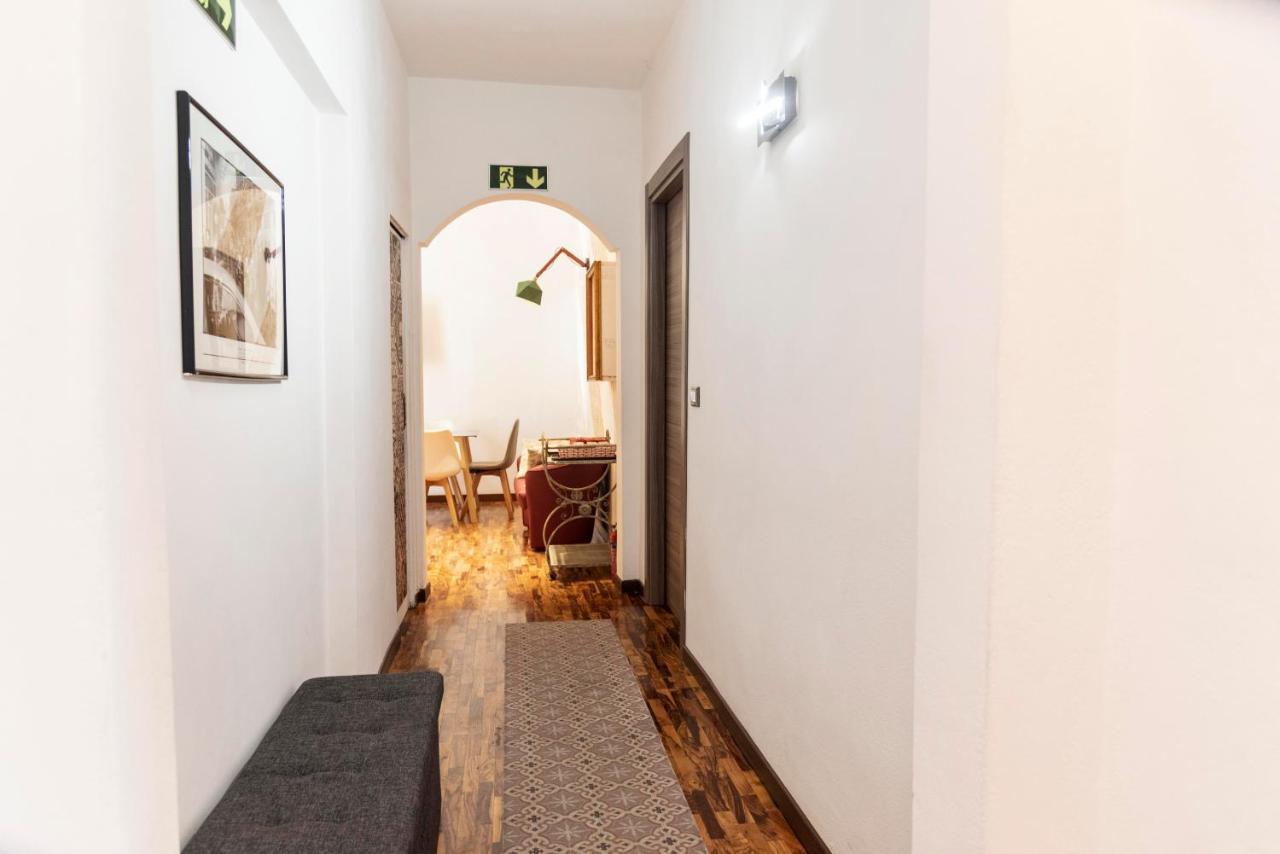 Merulana Suite Apartment Рим Екстер'єр фото