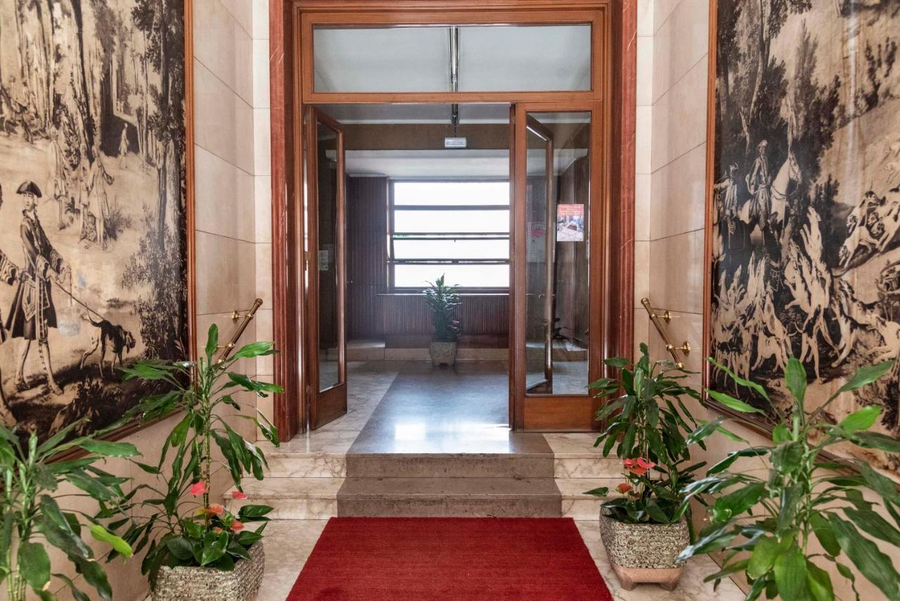 Merulana Suite Apartment Рим Екстер'єр фото