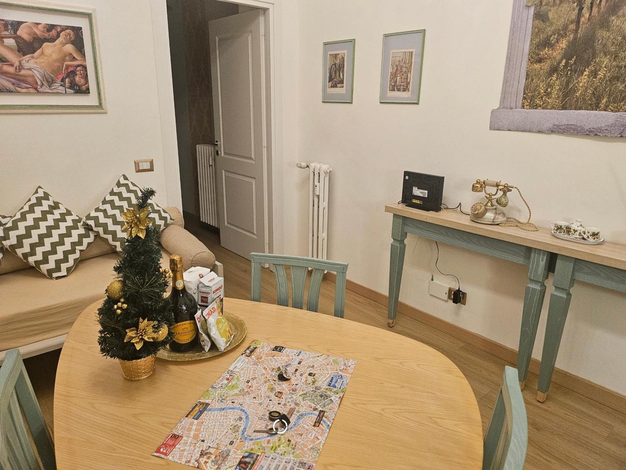 Merulana Suite Apartment Рим Екстер'єр фото